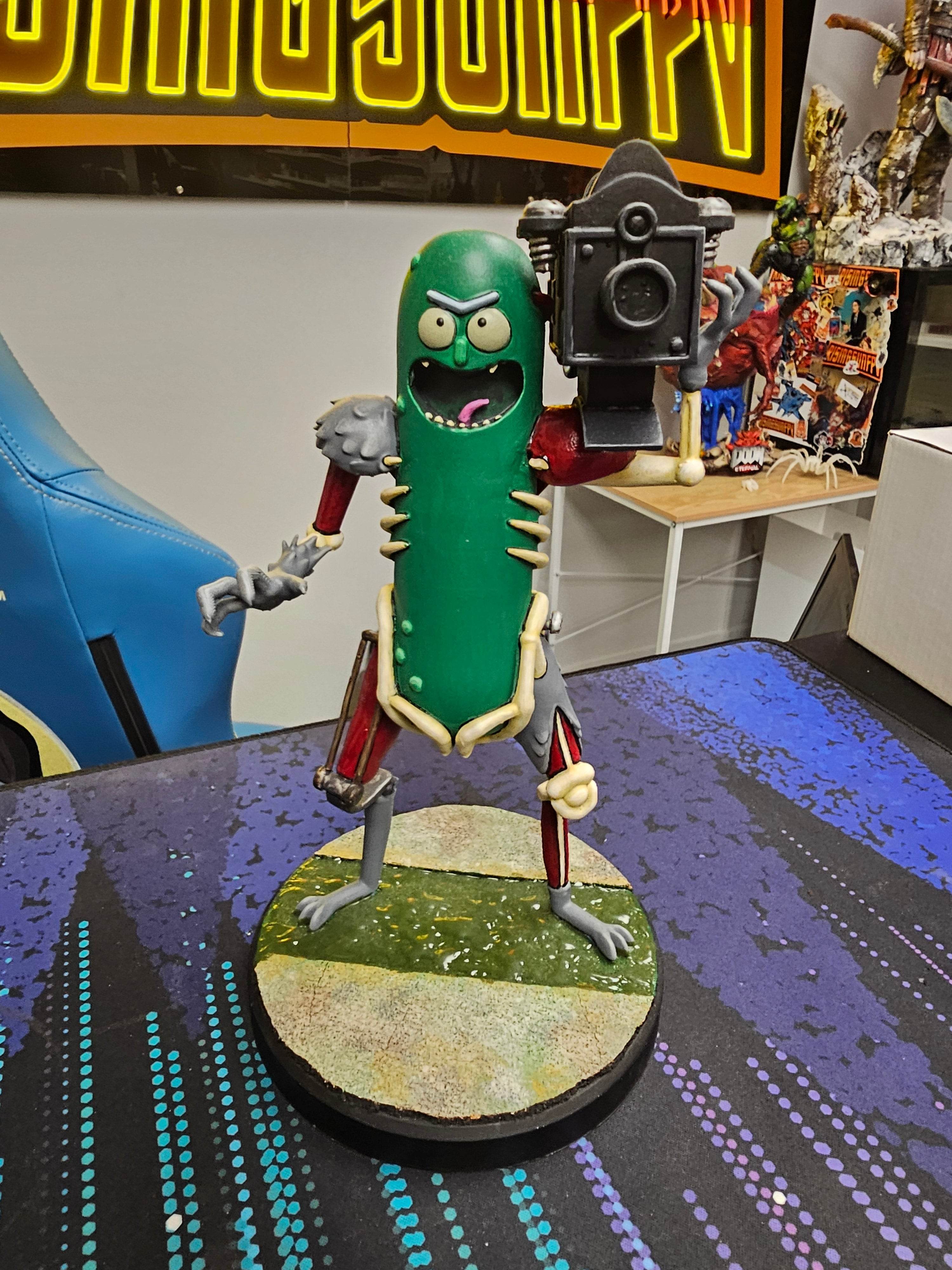 Pickle Rick Figure Pickle Rick Centrepiece Statue From Rick And