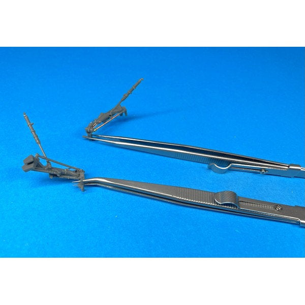 Icky Sticky SLIDE LOCK TWEEZERS 2PK