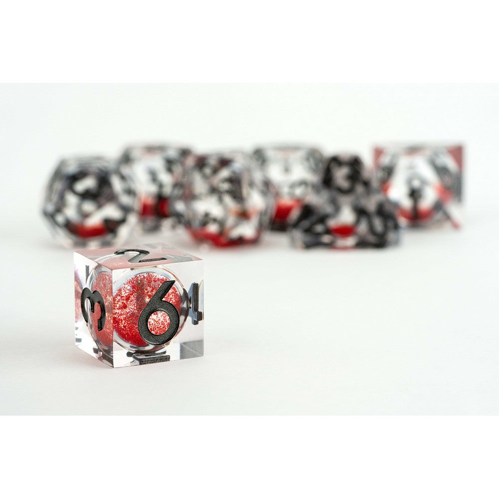 Fanroll: D&D Liquid Core Dice Set