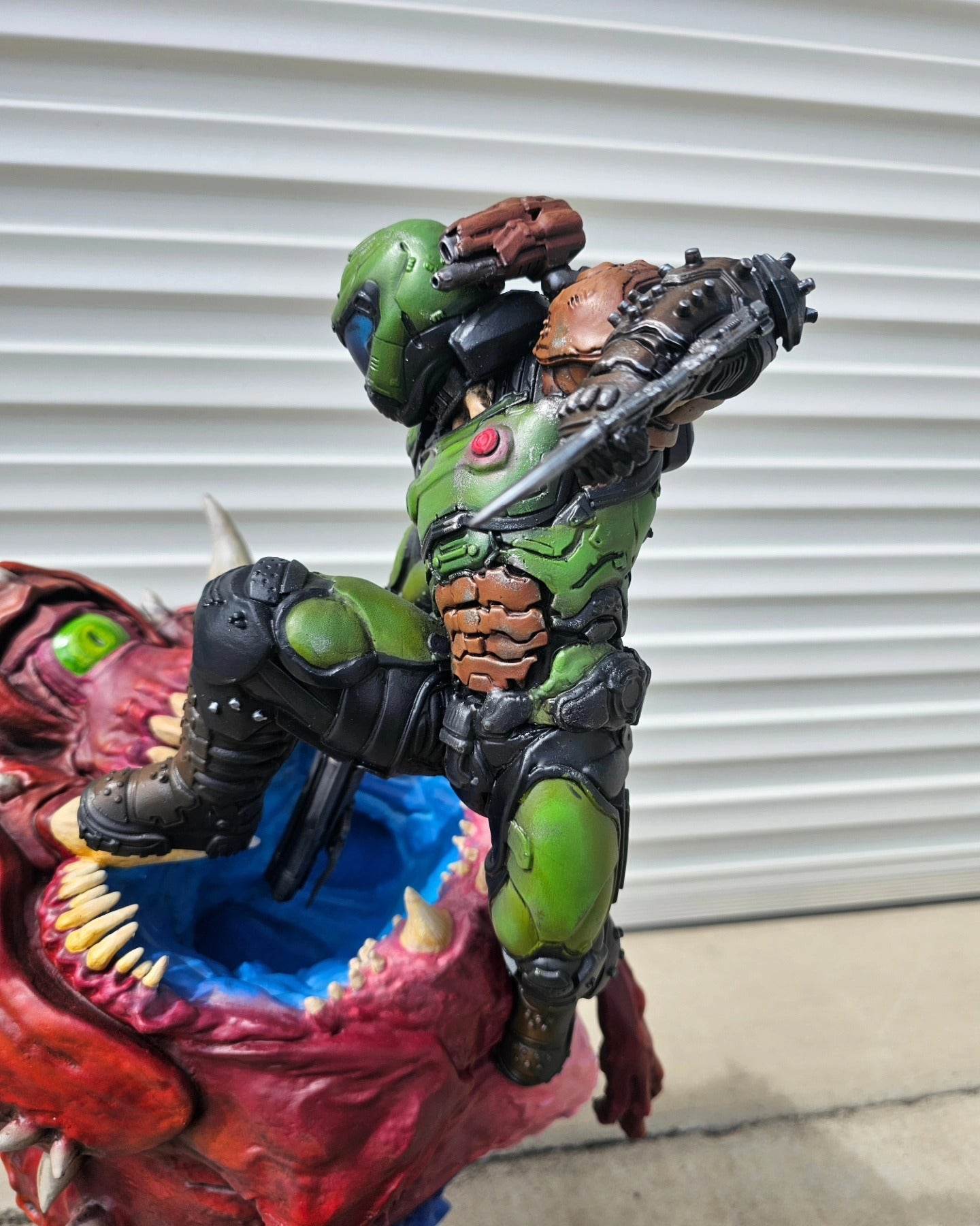 Doom Slayer vs Cacodemon Centrepiece Prop - Rising Sun FPV