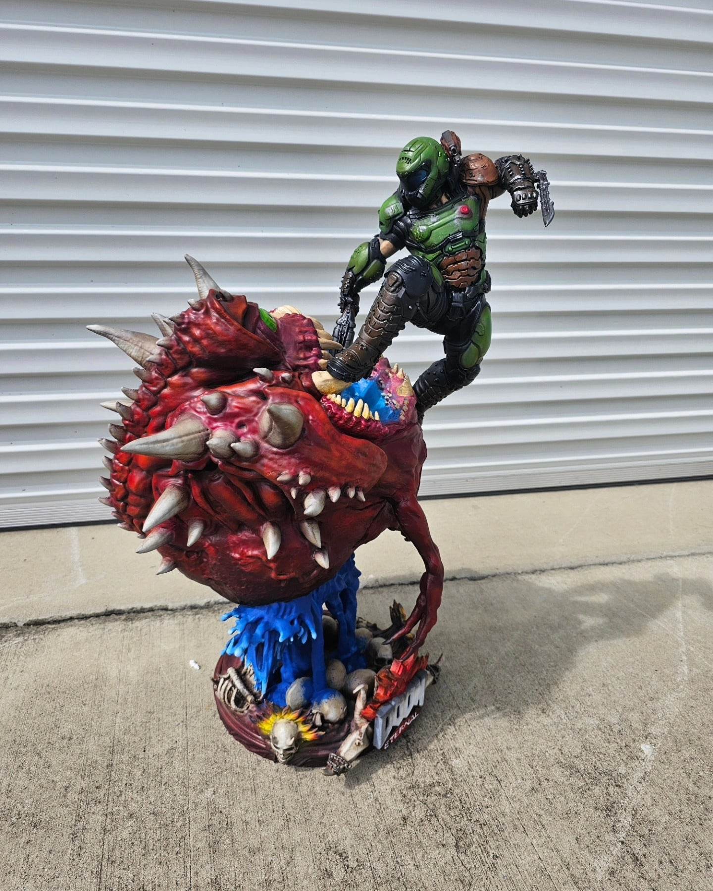 Doom Slayer vs Cacodemon Centrepiece Prop - Rising Sun FPV