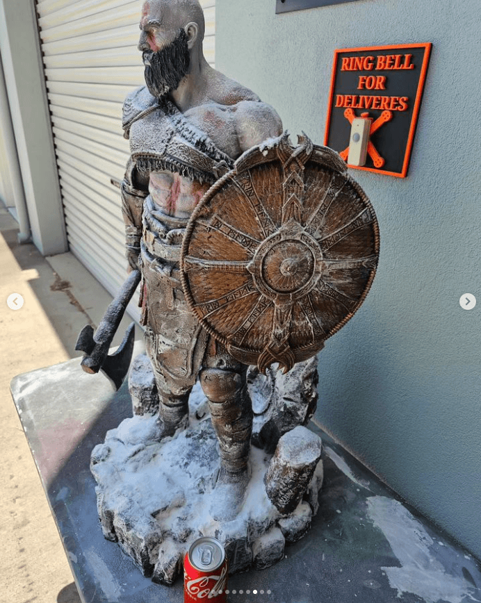 Kratos God of War Ragnarok Large Centrepiece Statue - Rising Sun FPV