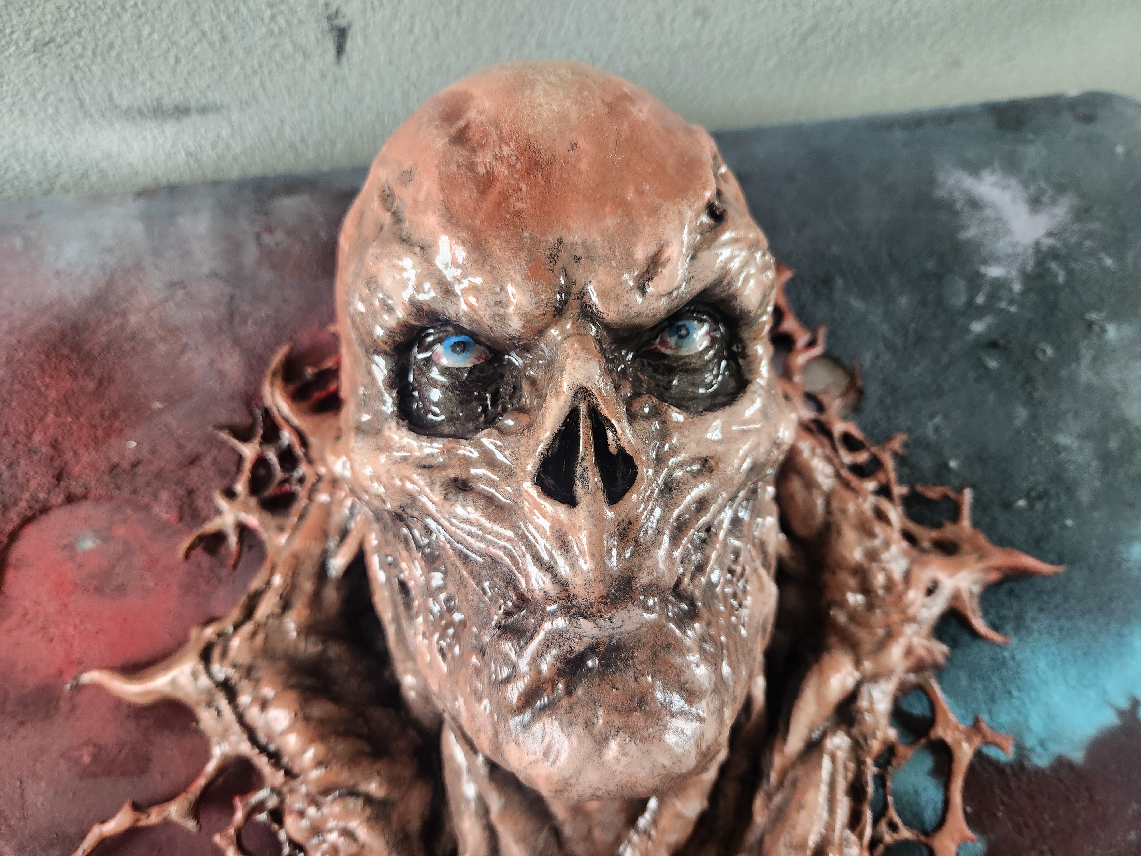 3-Piece Wall-Mounted Vecna Statue – Stranger Things Inspired Horror Display