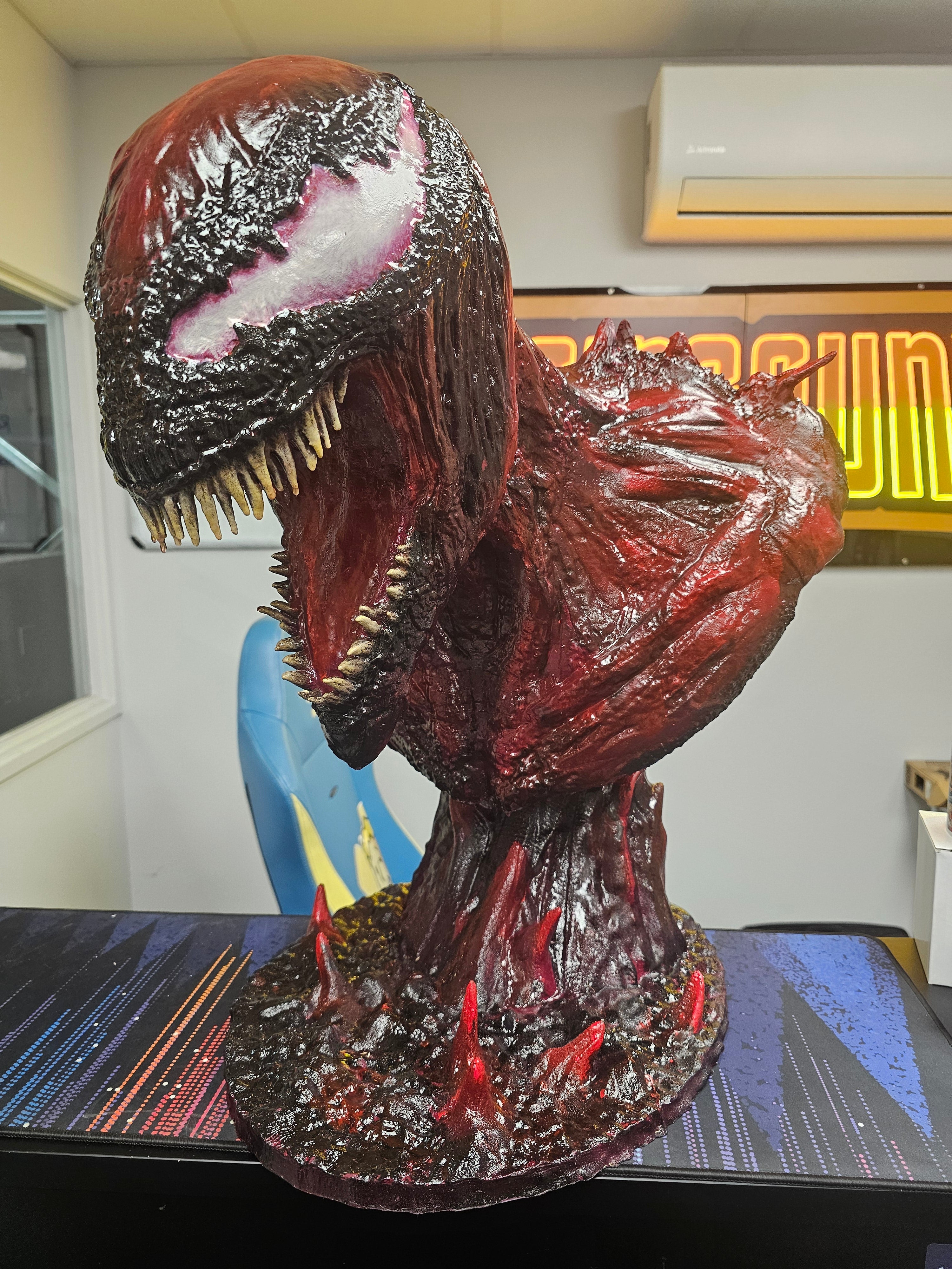 Carnage Centrepiece Bust