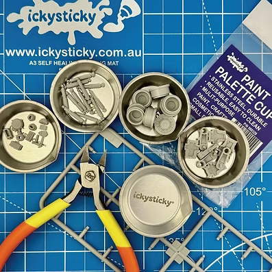 Icky Sticky PAINT PALETTE CUPS 10PK